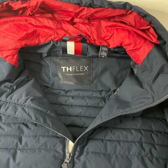 New! Tommy Hilfiger| Mens Jacket| Comfort Bi-Stretch|Lightweight insulation| Zip - Picture 7 of 17